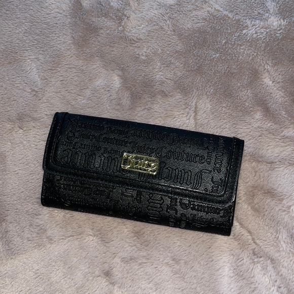 new juicy couture wallet - Picture 3 of 17